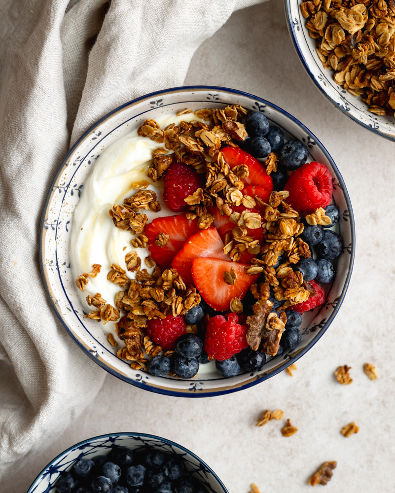 No Sugar Soya Yoghurt with Berries and Granola